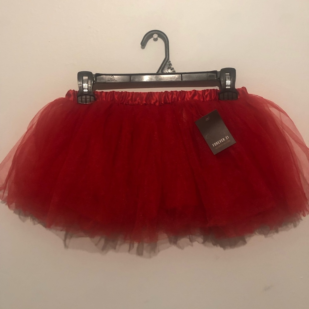 Forever 21 red petticoat o/s NWT